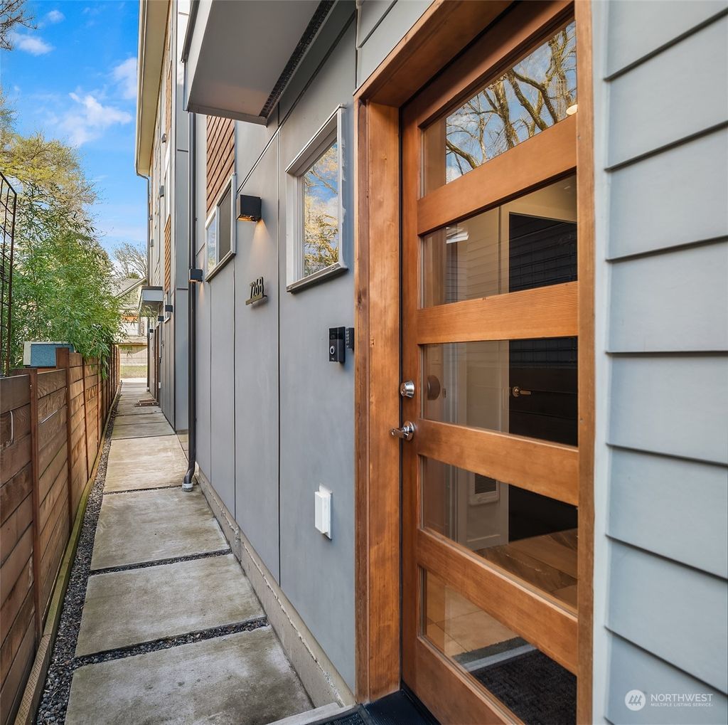 Photo of 726 Martin Luther King Jr Way #B, Seattle, WA 98122 (MLS # 2053798)