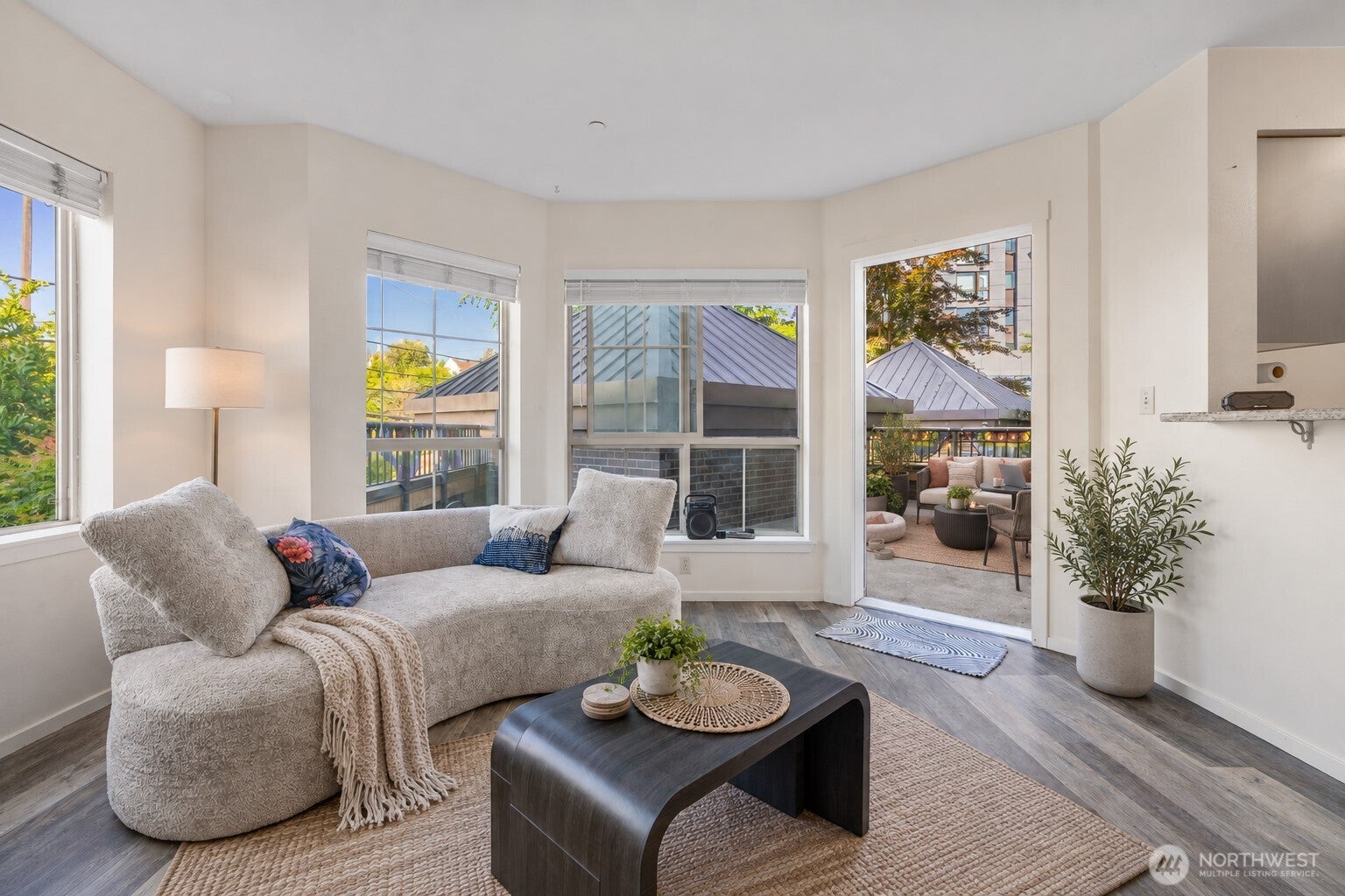 1125 E Olive 202