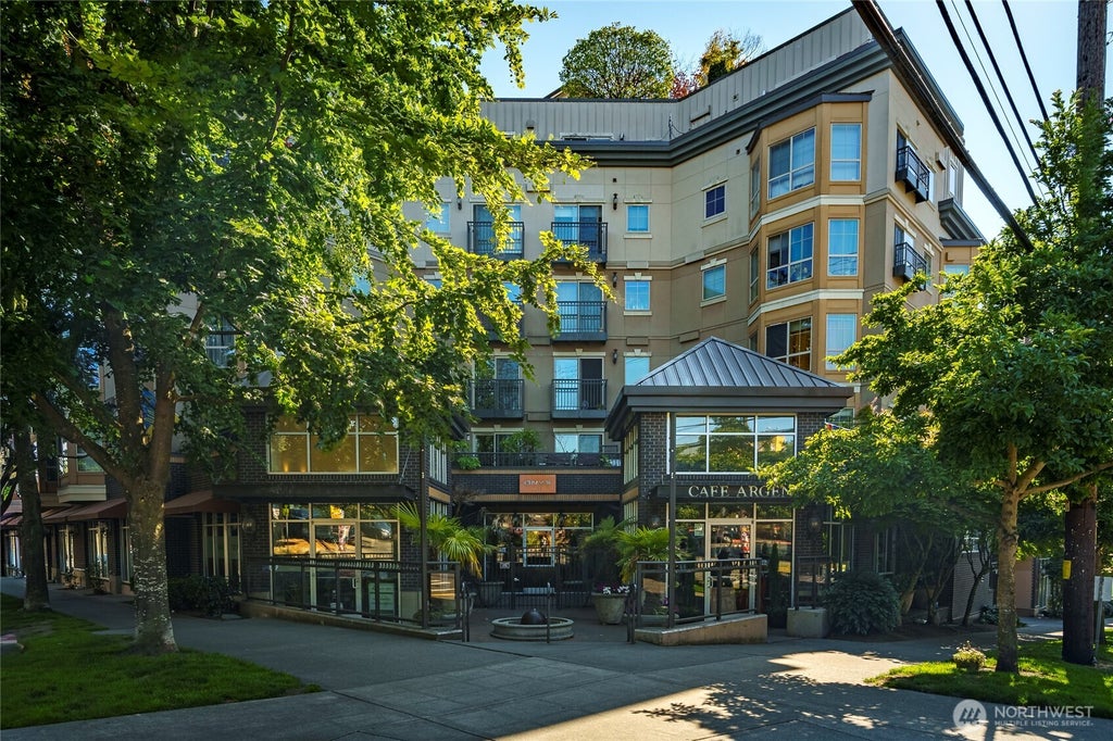 Photo of 1125 E Olive ST #202, Seattle, WA 98122 (MLS # 2580452)