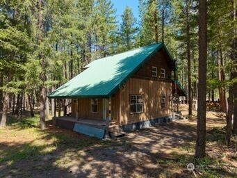 115 Lost River Road