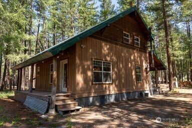 115 Lost River Road