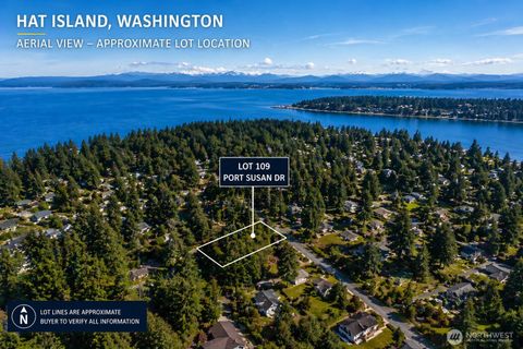 Photo of 109 A Port Susan Drive, Everett, WA 98208 (MLS # 2514401)