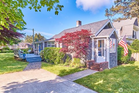 Photo of 1214 Bay Avenue, Ocean Park, WA 98640 (MLS # 2373753)