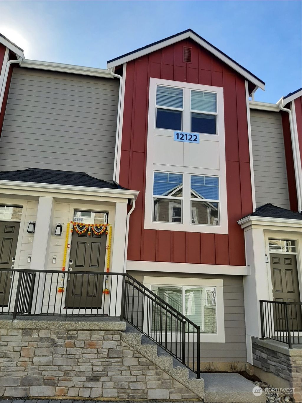 Photo of 12122 NE 193RD Lane #C, Bothell, WA 98011 (MLS # 2210812)