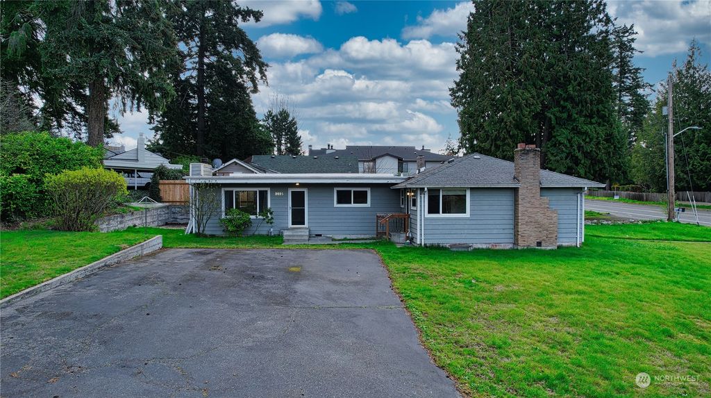 Photo of 2034 NW 196th Street, Shoreline, WA 98177 (MLS # 2055988)