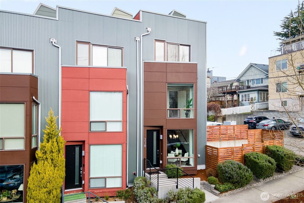 Photo of 258 E Roanoke Street, Seattle, WA 98102 (MLS # 2463242)