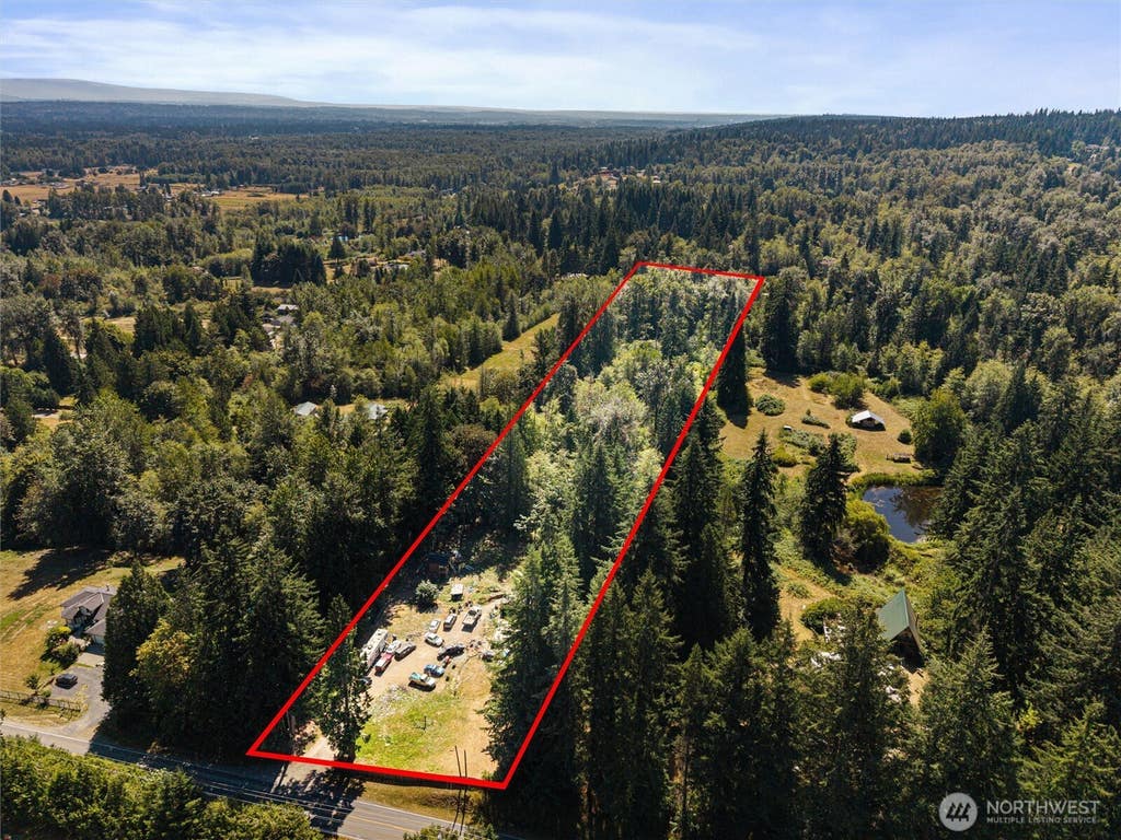 Photo of 908 140th Street NE, Marysville, WA 98271 (MLS # 2571842)