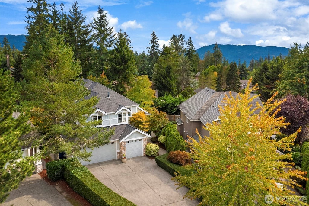 Photo of 4638 230th Terrace SE, Sammamish, WA 98075 (MLS # 2578642)