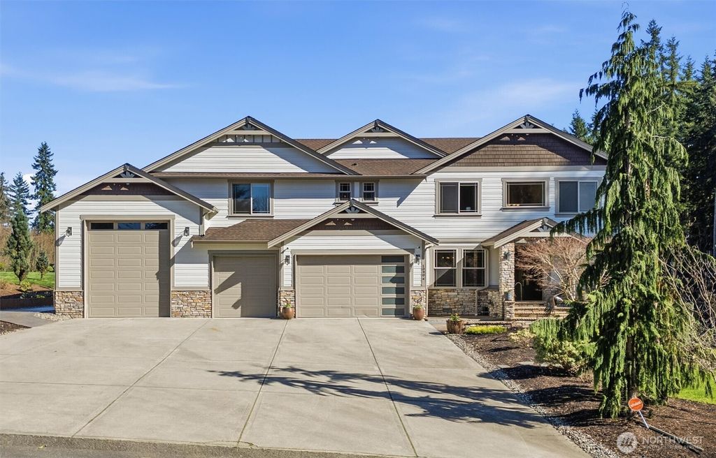 Photo of 10904 137th Avenue NE, Lake Stevens, WA 98258 (MLS # 2500176)