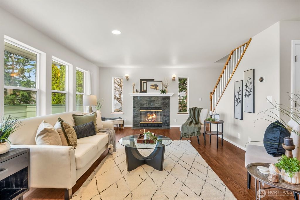 Photo of 10518 157th Avenue NE, Redmond, WA 98052 (MLS # 2496538)