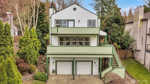 Photo of 10518 157th Avenue NE, Redmond, WA 98052 (MLS # 2496538)