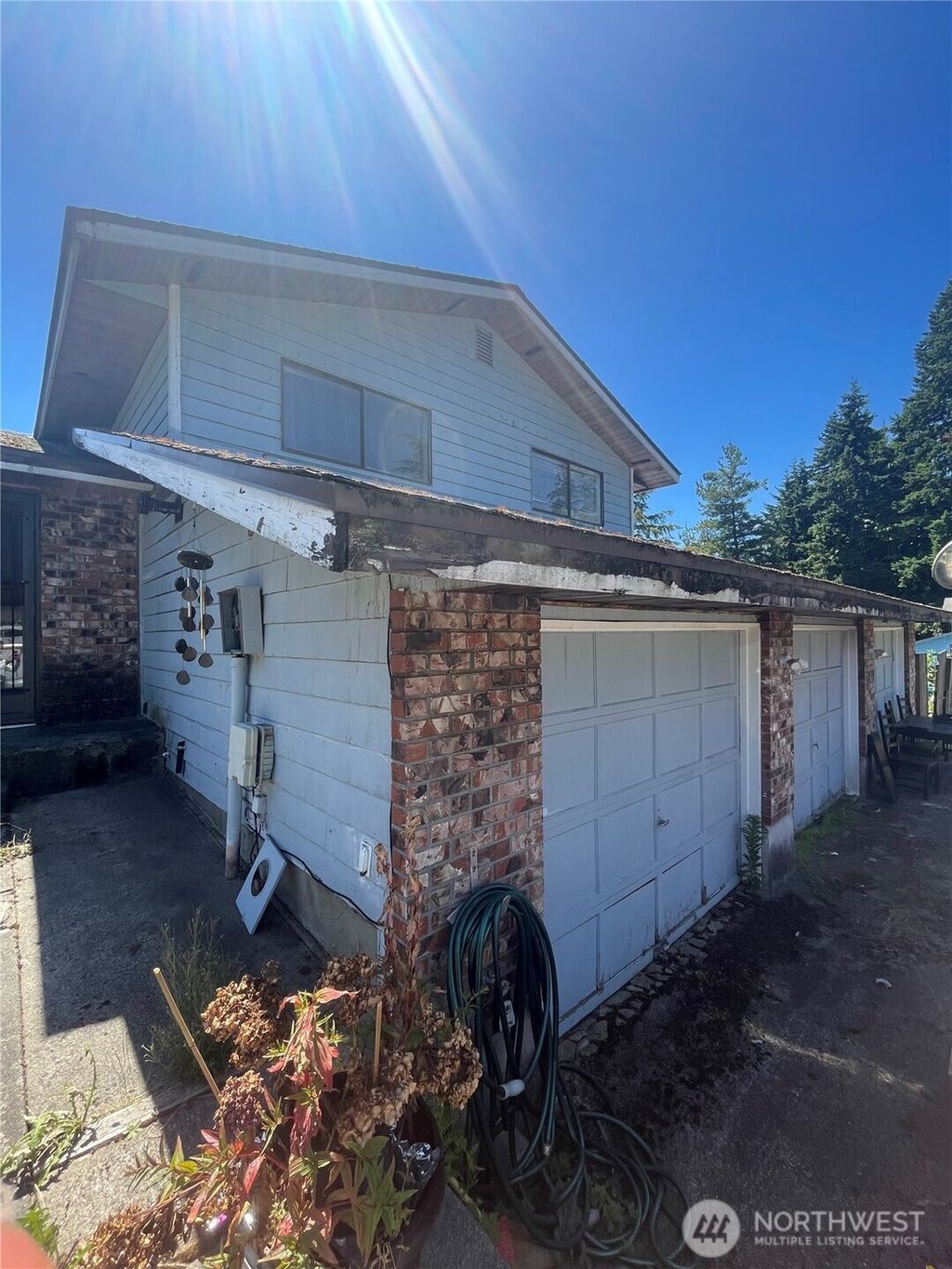 Photo of 2106 105th Street SE, Everett, WA 98208 (MLS # 2408756)