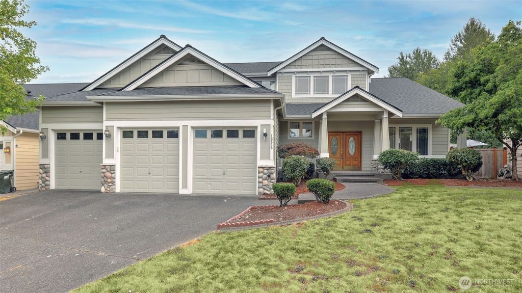 Photo of 18639 175th Avenue SE, Renton, WA 98058 (MLS # 2415540)