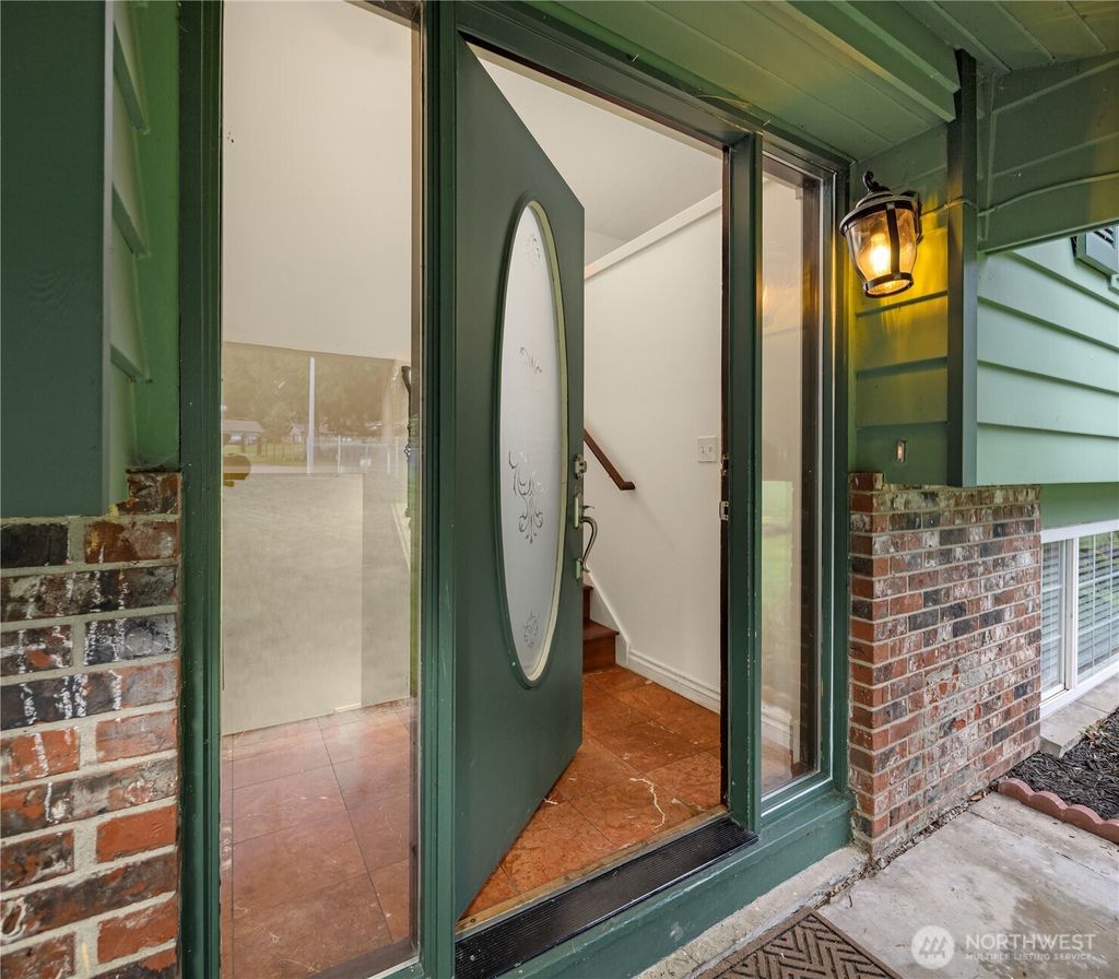 Photo of 1211 121st Avenue SE, Lake Stevens, WA 98258 (MLS # 2489846)