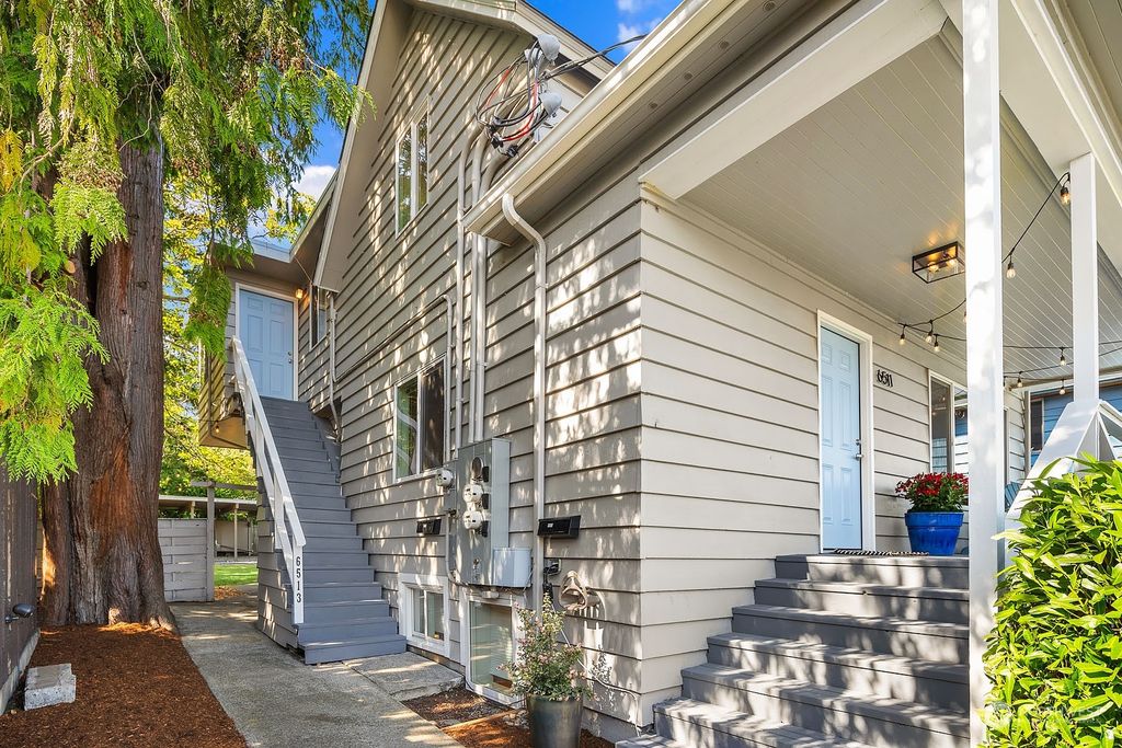 Photo of 6511 32nd Avenue NW, Seattle, WA 98117 (MLS # 2293545)