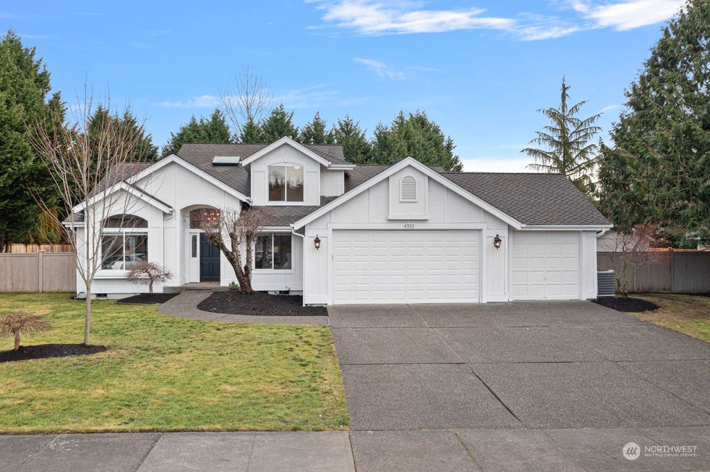 Photo of 4352 326th Avenue NE, Carnation, WA 98014 (MLS # 2193145)
