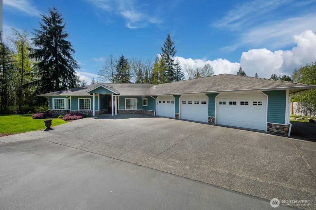 Photo of 11608 123rd Avenue NE, Lake Stevens, WA 98258 (MLS # 2362423)