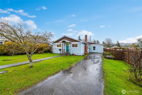 Photo of 2526 St Paul Street, Bellingham, WA 98226 (MLS # 2466283)