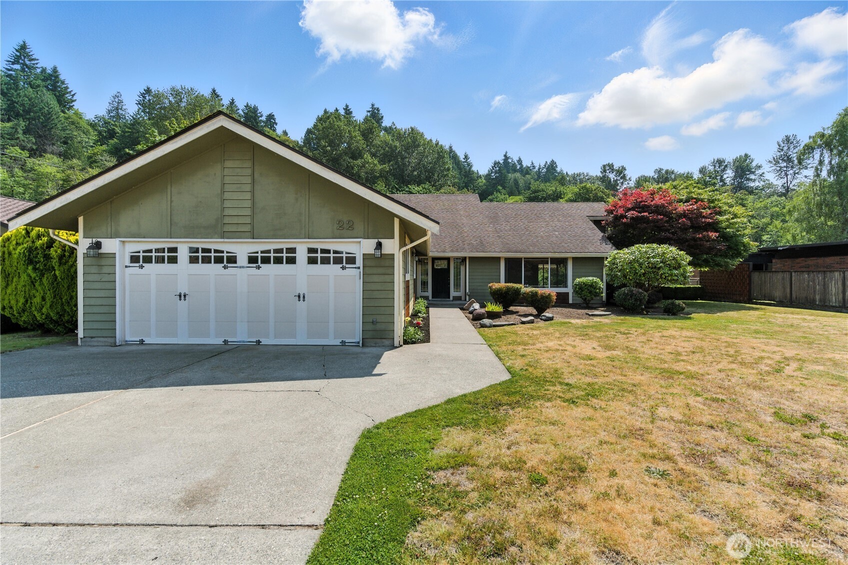 22 Riverview Drive NE