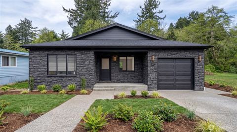 Photo of 522 W Newell Street, Westport, WA 98595 (MLS # 2497824)