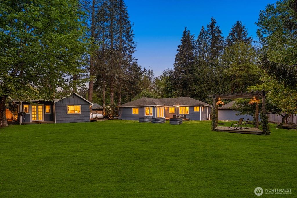 Photo of 32510 SE 108th Street, Issaquah, WA 98027 (MLS # 2365695)