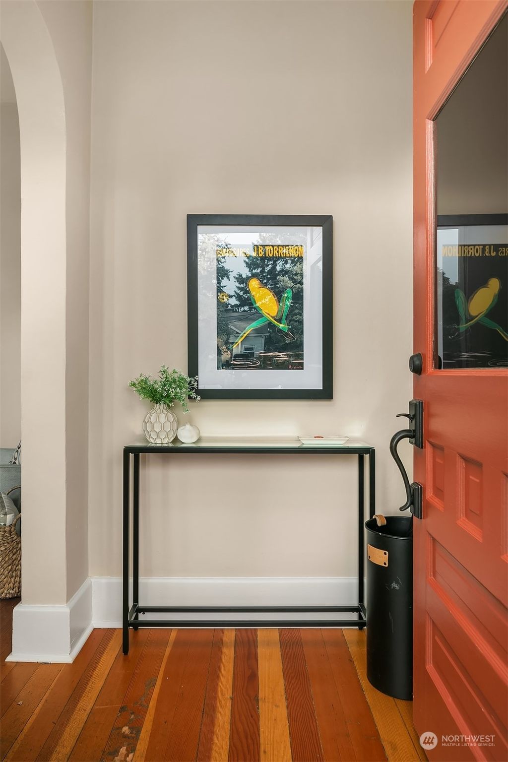 Photo of 4049 Cascadia Avenue S, Seattle, WA 98118 (MLS # 2274419)