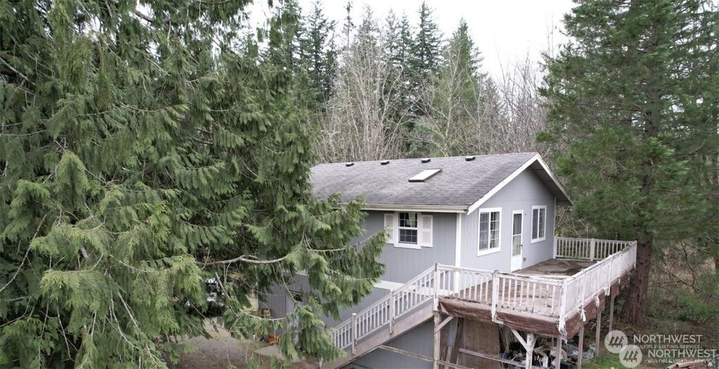 Photo of 38000 SE 88th Street, Snoqualmie, WA 98065 (MLS # 2305042)