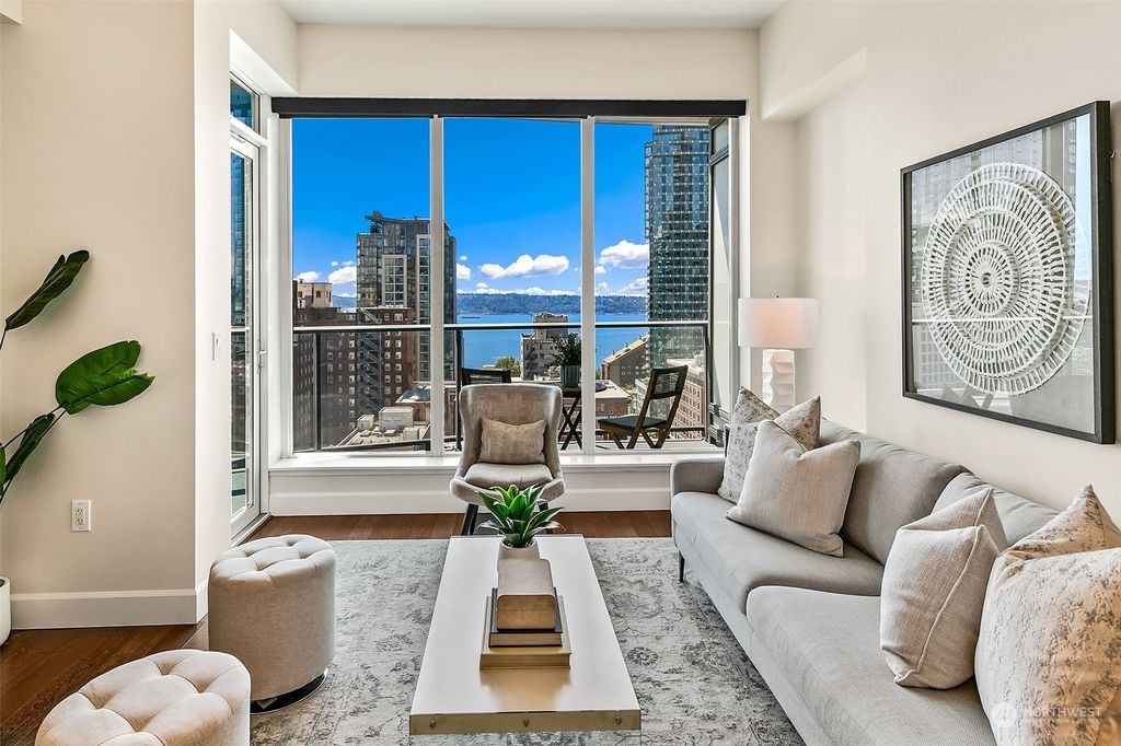 Photo of 1920 4th Avenue #1904, Seattle, WA 98101 (MLS # 2273239)