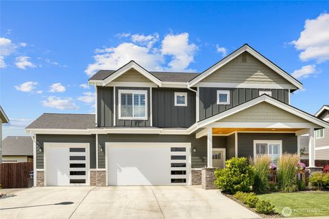 Photo of 501 E Country Side Avenue, Ellensburg, WA 98926 (MLS # 2399244)