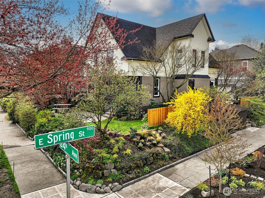 Photo of 949 24th Avenue, Seattle, WA 98122 (MLS # 2361841)