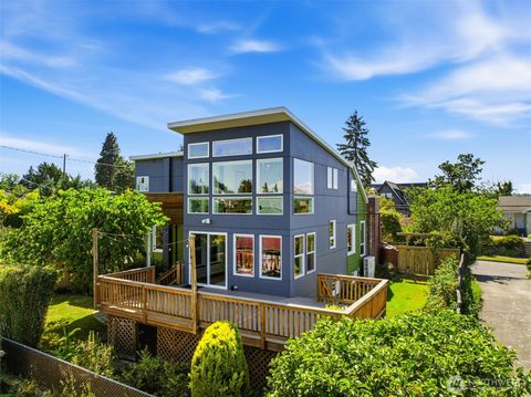 Photo of 4730 48th Avenue S, Seattle, WA 98118 (MLS # 2532641)