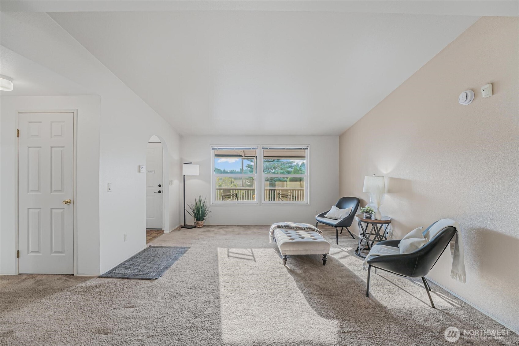 17710 Albany Street SW