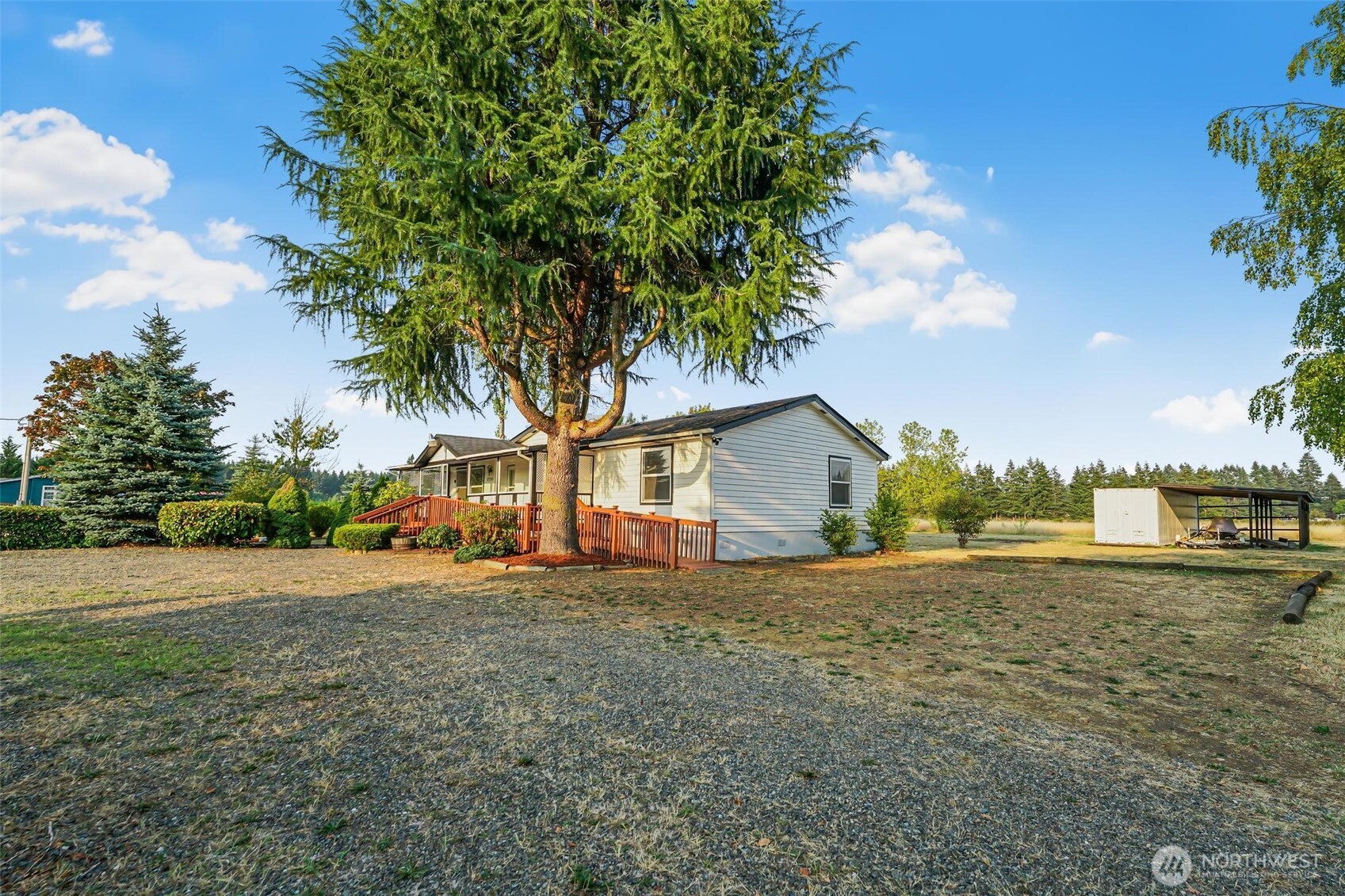 17710 Albany Street SW