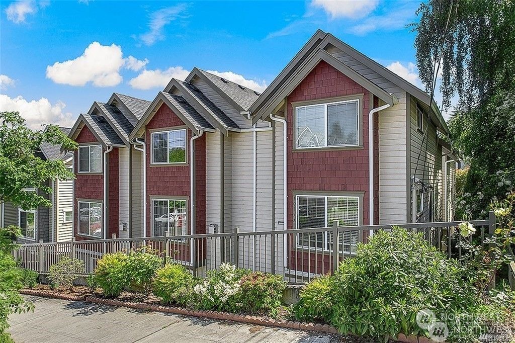 Photo of 1015 NE 123rd Street #B, Seattle, WA 98125 (MLS # 2312931)
