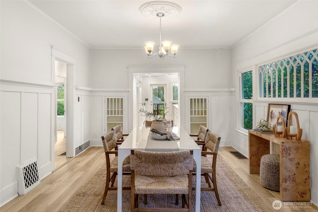 Photo of 1617 33rd Avenue, Seattle, WA 98122 (MLS # 2492842)