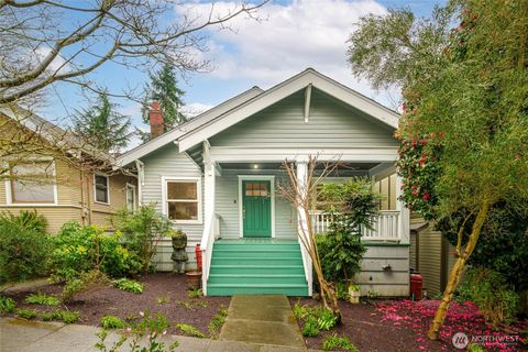 Photo of 1617 33rd Avenue, Seattle, WA 98122 (MLS # 2492842)