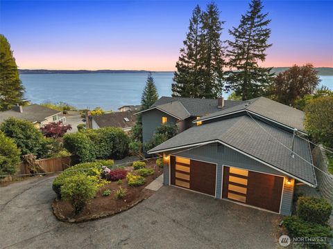 Photo of 115 S 214th Street, Normandy Park, WA 98198 (MLS # 2503641)