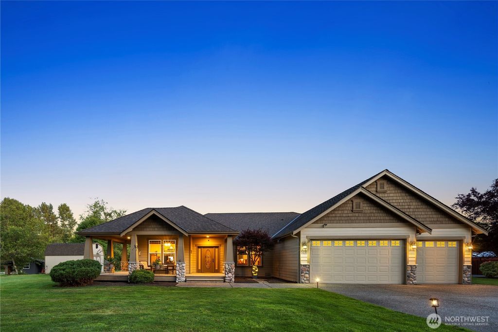 Photo of 526 148th Street NE, Arlington, WA 98223 (MLS # 2405953)