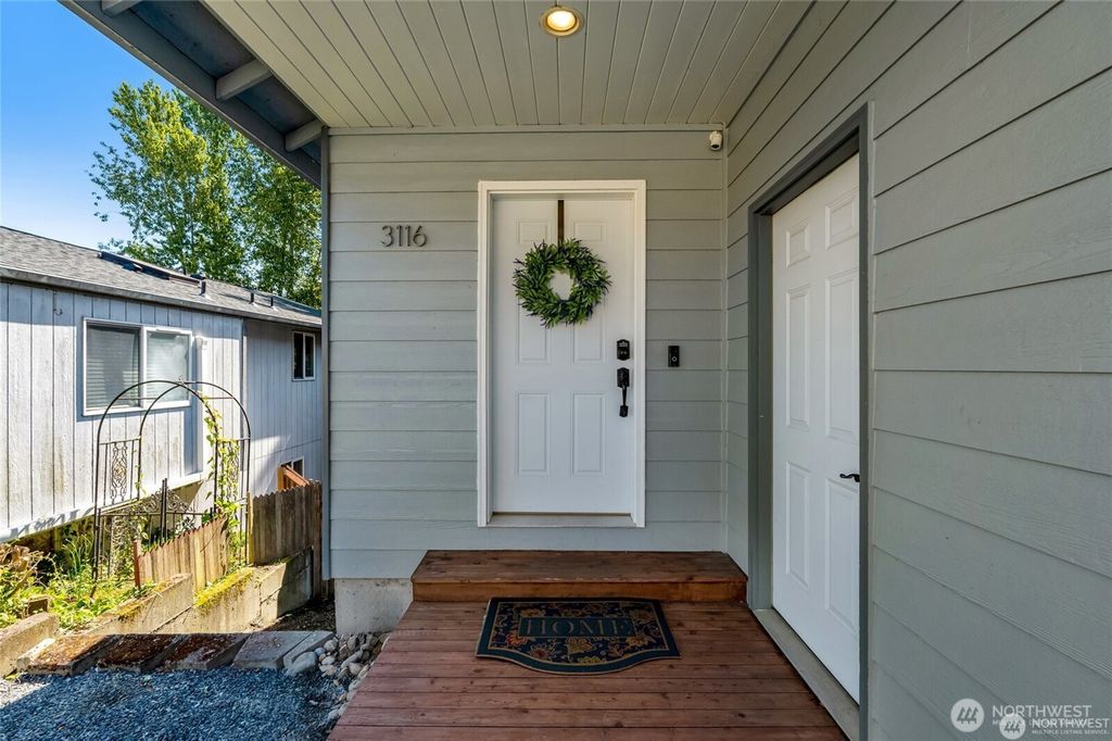Photo of 3116 12th Street, Everett, WA 98201 (MLS # 2513441)