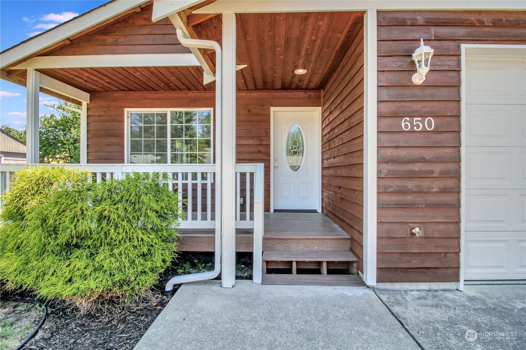 Photo of 650 Sauk Avenue NE, Darrington, WA 98241 (MLS # 2263788)
