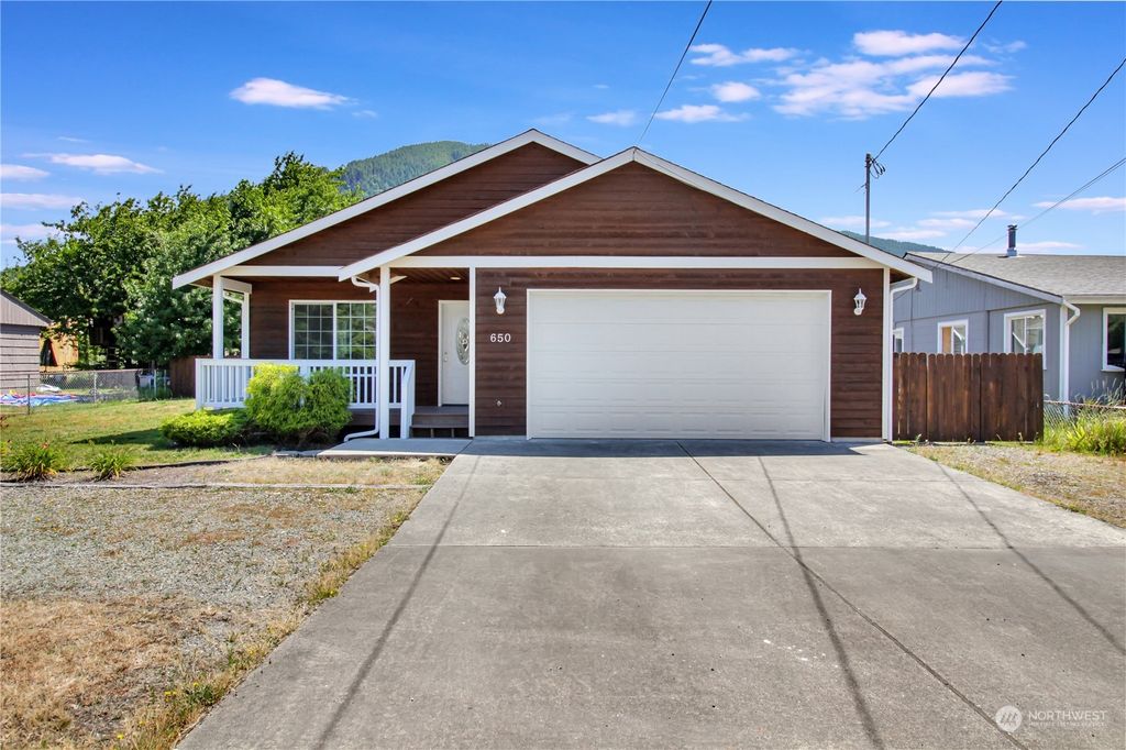 Photo of 650 Sauk Avenue NE, Darrington, WA 98241 (MLS # 2263788)