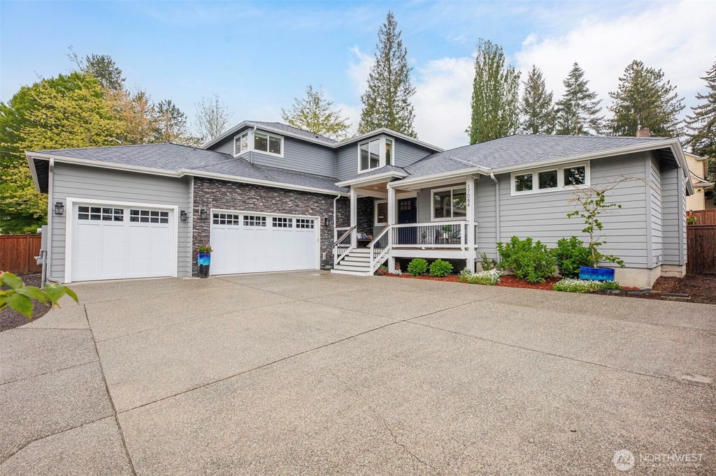 Photo of 17084 140th Court NE, Woodinville, WA 98072 (MLS # 2369134)