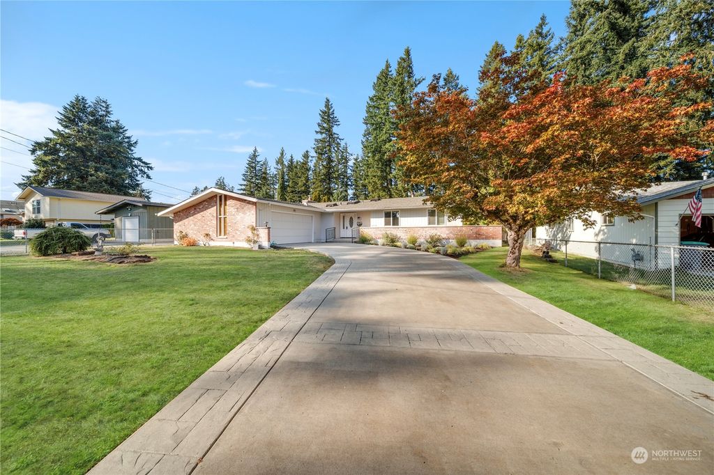 Photo of 22916 SE 287th Street, Maple Valley, WA 98038 (MLS # 2168495)