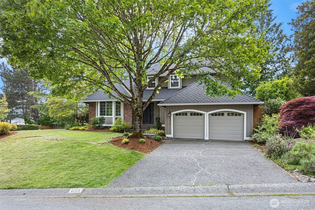 Photo of 6225 151st Avenue SE, Bellevue, WA 98006 (MLS # 2347827)