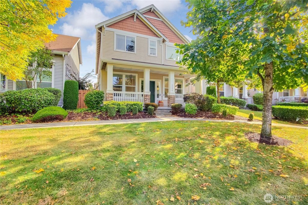 Photo of 6626 Francis Avenue SE, Auburn, WA 98092 (MLS # 2441930)