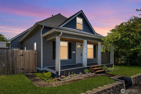 Photo of 112 S Gold Street, Centralia, WA 98531 (MLS # 2537400)