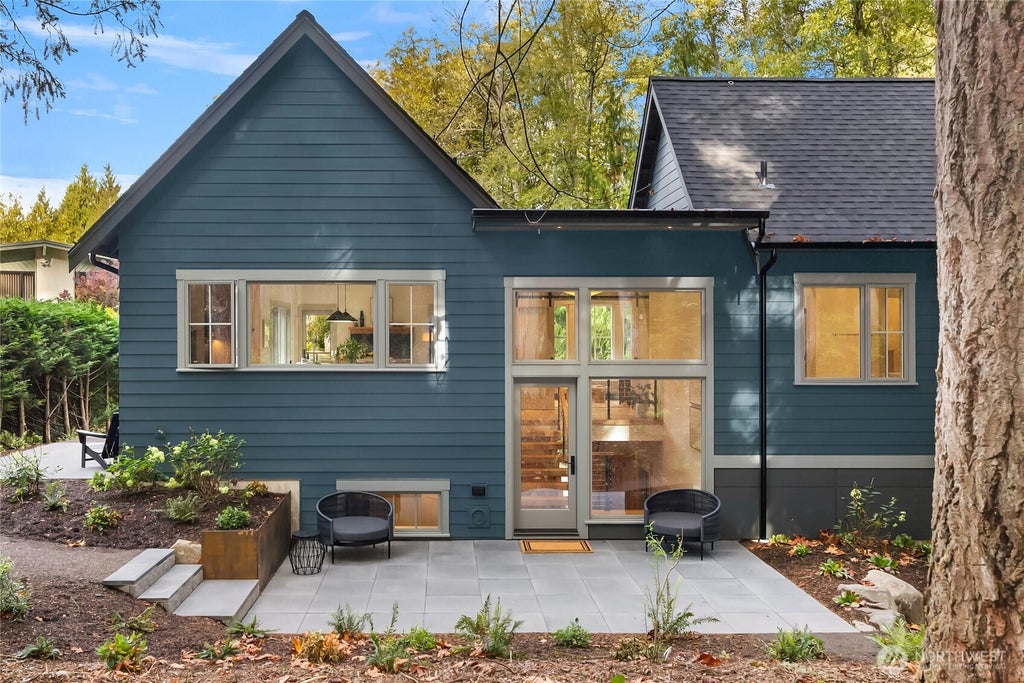 Photo of 7693 NE Beverly Lane, Bainbridge Island, WA 98110 (MLS # 2591223)