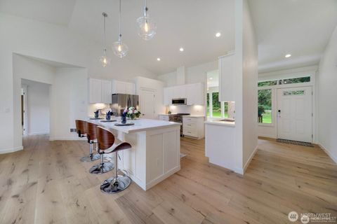 39195 Blackmouth Place NE Hansville WA 98340