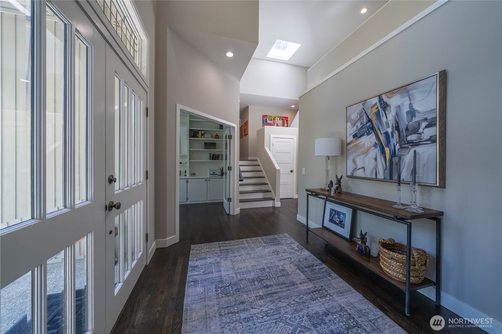 Photo of 3013 224th Avenue NE, Sammamish, WA 98074 (MLS # 2407278)