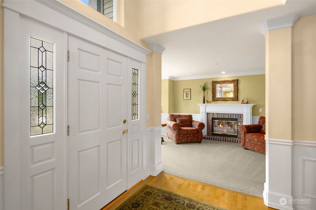 Photo of 425 NW Datewood Drive, Issaquah, WA 98027 (MLS # 2278249)